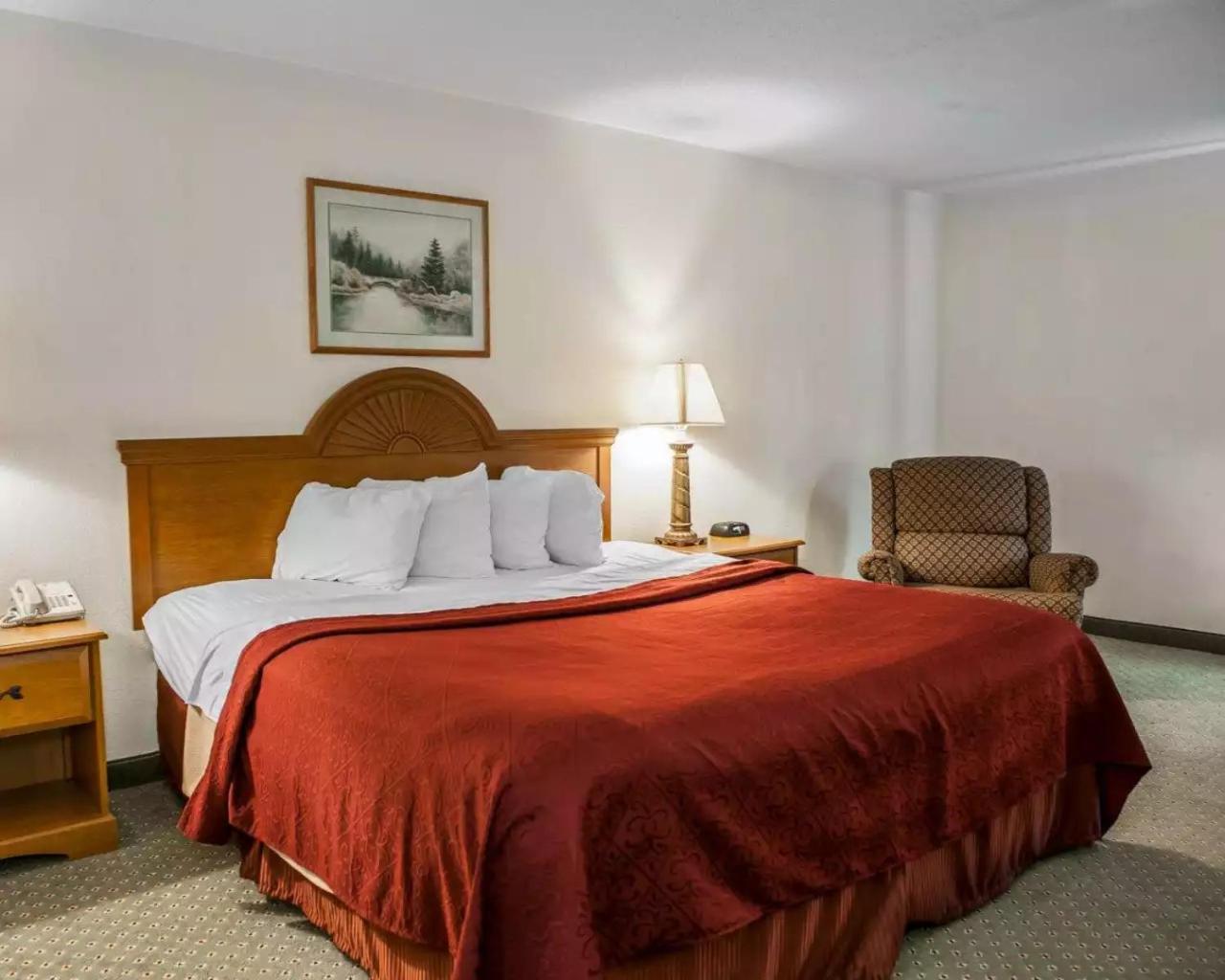 Quality Inn Rochester South Exterior photo